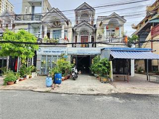 Bán nhà 1 trệt, 2 lầu cách quốc lộ 1k chỉ 30m p. bình an tp dĩ an