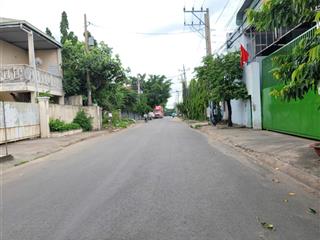 Bán đất tặng nhà cấp 4 mt đường hồ văn mên p. tân phước khách tp. tân uyên