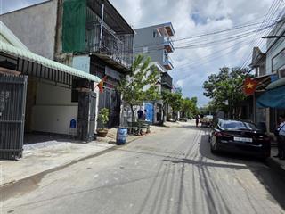 Bán nhà biệt thự mái thái, gần vincom 2km, p.tân đông hiệp, tp.dĩ an