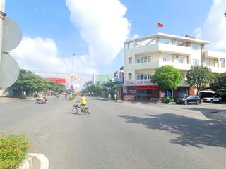 Bán 3 lô góc 2mt đường số 9 trung tâm hành chính dĩ an p.dĩ an tp.dĩ an