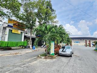 Bán nhà hoàn công 1 trệt 2 lầu ngay cổng sân vận động đông hòa p.đông hòa tp.dĩ an