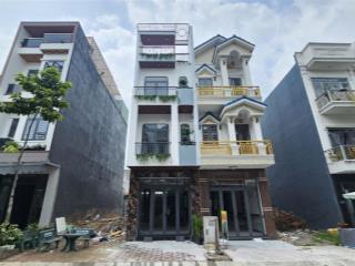 Bán nhà hoàn công 1 trệt 2 lầu mt kinh doanh kdc phú hồng thịnh 8 , p.bình chuẩn, tp thuận an