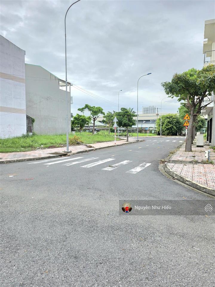 Bán lô góc đất 2 mặt tiền, gần vsip 1, kdc lê phong thuận giao, p. thuận giao, tp. thuận an