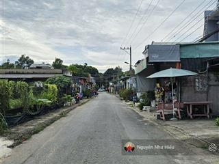 Giảm 700tr bán đất góc 2mt đường nguyễn công trứ p. đông hòa tp. dĩ an