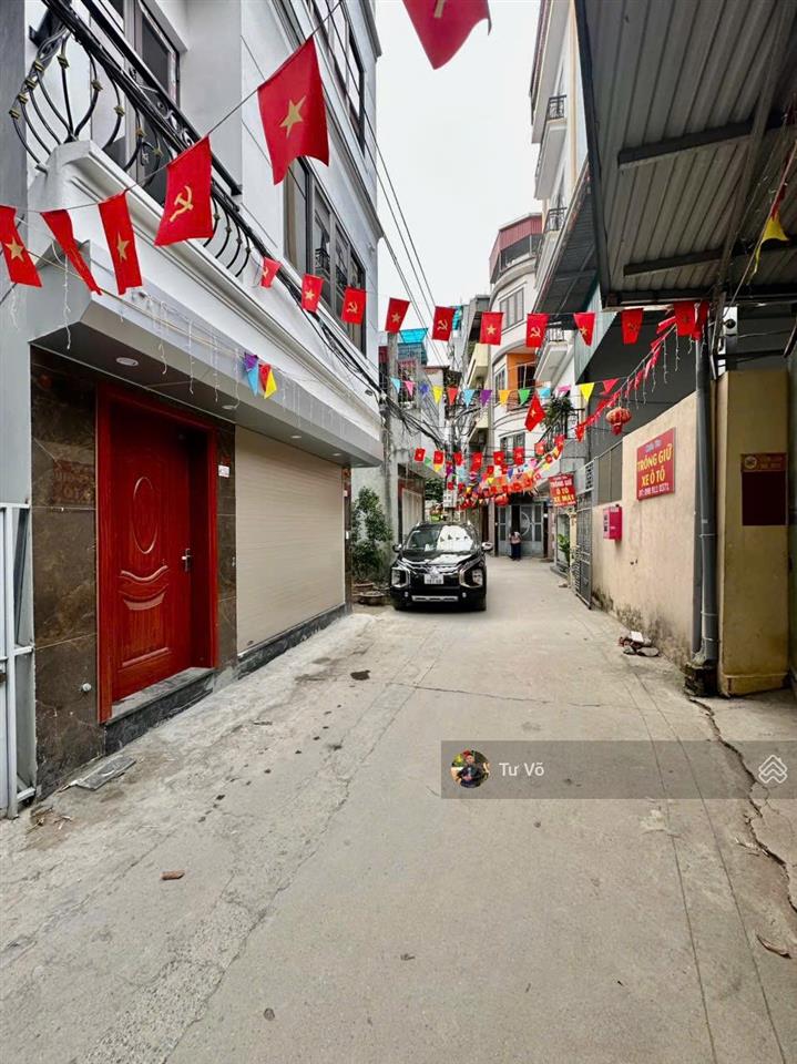 Nhà đường thông, ô tô tránh, trục chính làng lai xá, kinh doanh buôn bán được luôn, 200m ra ql32