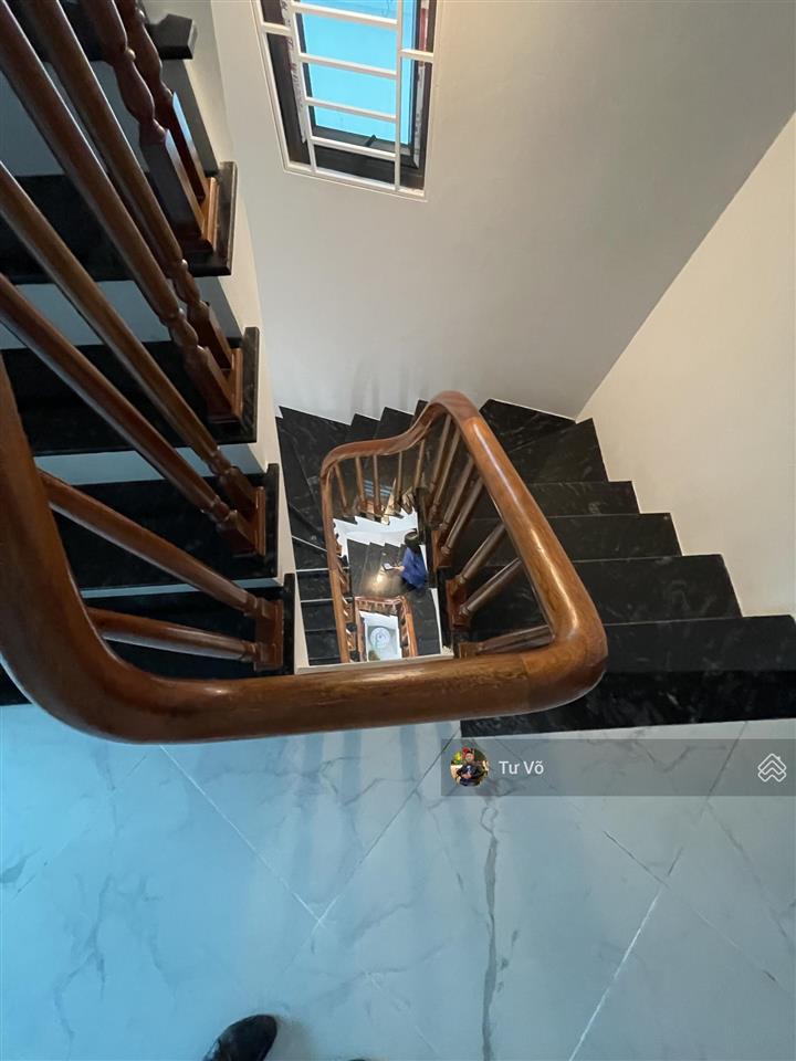 Nhà đường thông, ô tô tránh, trục chính làng lai xá, kinh doanh buôn bán được luôn, 200m ra ql32