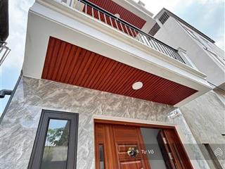 (ảnh thật) nhà 4 tầng sổ đỏ 40m2 gần ngã tư canh đường tl70, cách 50m ra đường ô tô tránh nhau