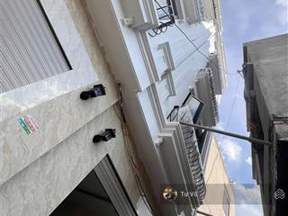 Căn nhà 4 tầng giá rẻ nhất ngay gần phố nhổn, bắc từ liêm , gần ql32 và nằm cạnh đường vành đai 3.5