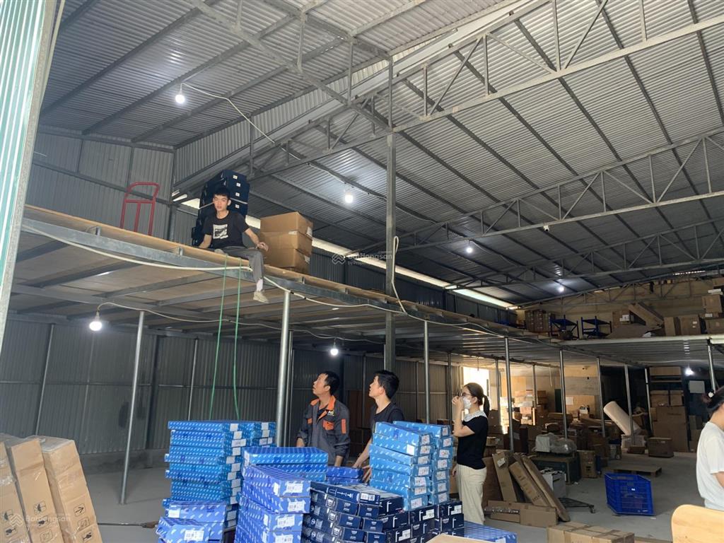 Chính chủ cho thuê kho, xưởng tại bắc từ liêm. diện tích 940m2