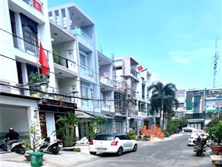 Bán gấp nhà mặt tiền mới đẹp 4 tầng 6pn có thang máy 4.1x 23m  khu tên lửa ,vành đai trong