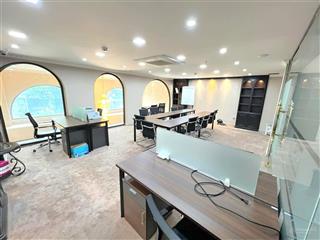 Bán gấp tòa nhà cao cấp mặt tiền 6 tầng, hầm, thang máy  ngang 8m bề thế  khu vip