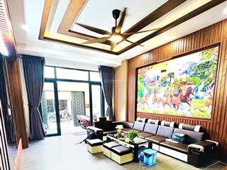 Bán gấp nhà mới đẹp 5 tầng thang máy  hxh  4 x 22m  nhẹ 7t