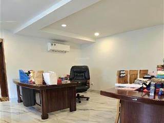 Biệt thự mặt tiền tân phú 4 tầng  150m2, ngang nở hậu 9m