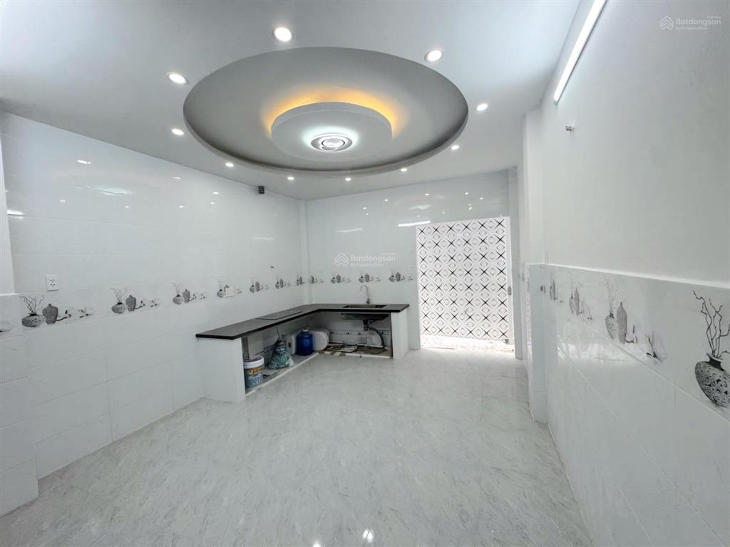 Chỉ 6t  3 tầng btct  60m2  nguyễn sơn