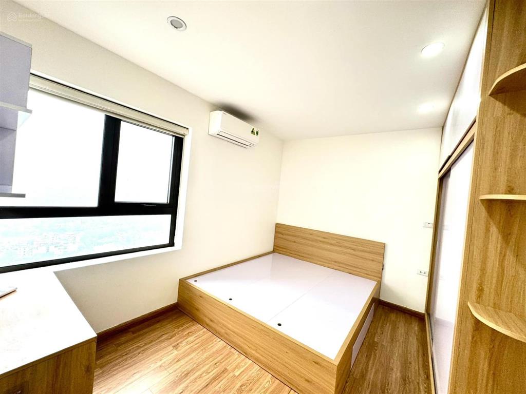 Chcc osaka complex 48 ngọc hồi  hm. dt 57m2. 2pn + 1wc. giá 4,27 tỷ.  0964 835 ***