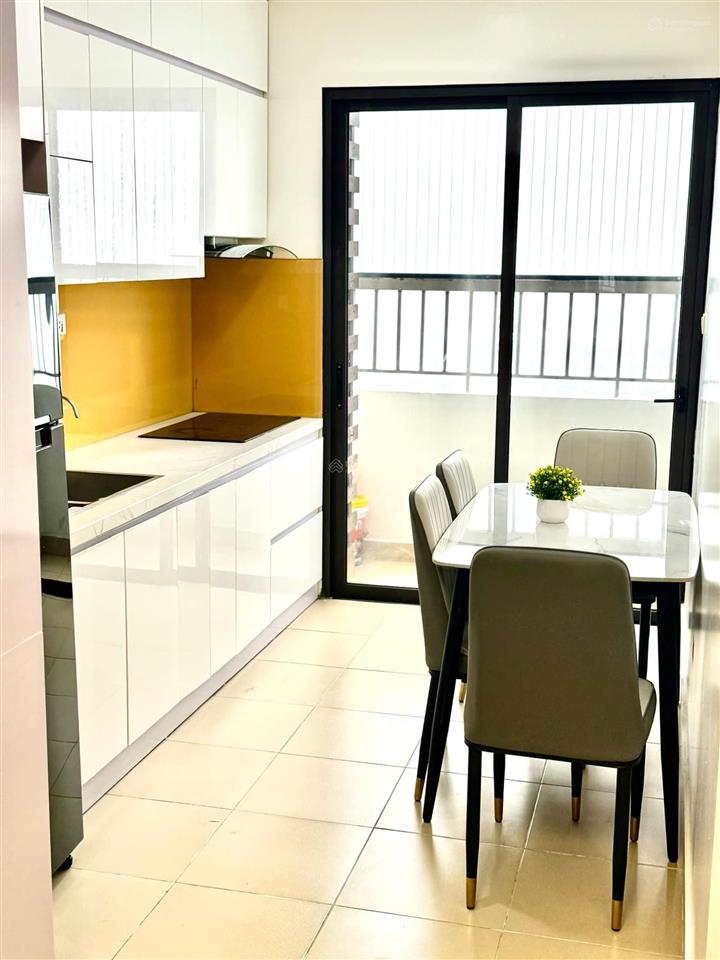 Chcc osaka complex 48 ngọc hồi  hm. dt 57m2. 2pn + 1wc. giá 4,27 tỷ.  0964 835 ***