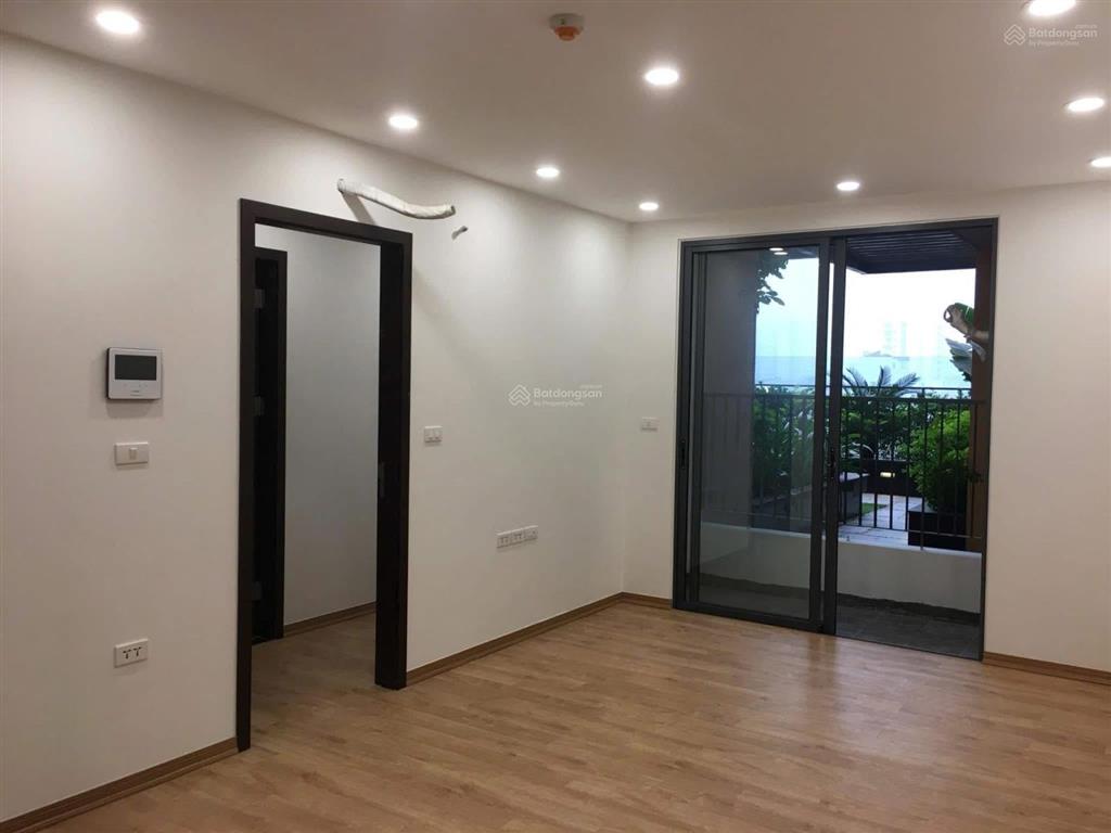 Bán chcc t&t 120 định công  hoàng mai. dt 72m2. 2pn + 2wc. giá 6,9 tỷ có bớt.  0964 835 ***