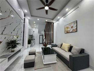Cần bán nhanh nhà mới tinh tại bà triệu, gần chợ hà đông. vị trí đẹp cách 1 nhà ra ô tô tránh đỗ