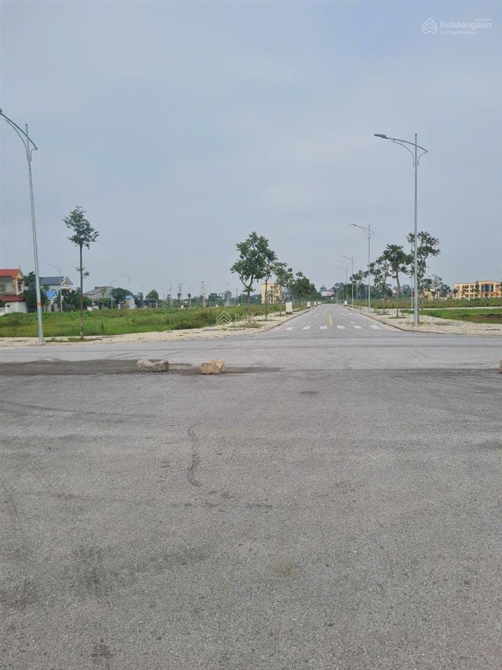 Bán đất khu đô thị thái đào, lạng giang, bắc giang 120m2, mt 6m. đường 16m. giá 4,3 tỷ