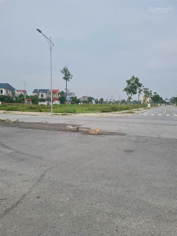Bán đất khu đô thị thái đào, lạng giang, bắc giang 120m2, mt 6m. đường 16m. giá 4,3 tỷ