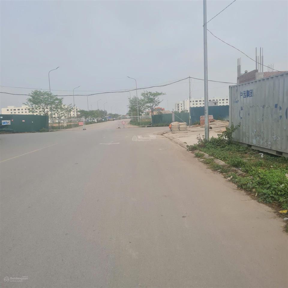 Bán đất bv nội tiết, tân mỹ, bắc giang. 145m2 mặt tiền 7m. đường 27m giá 6,2 tỷ. hàng hiếm