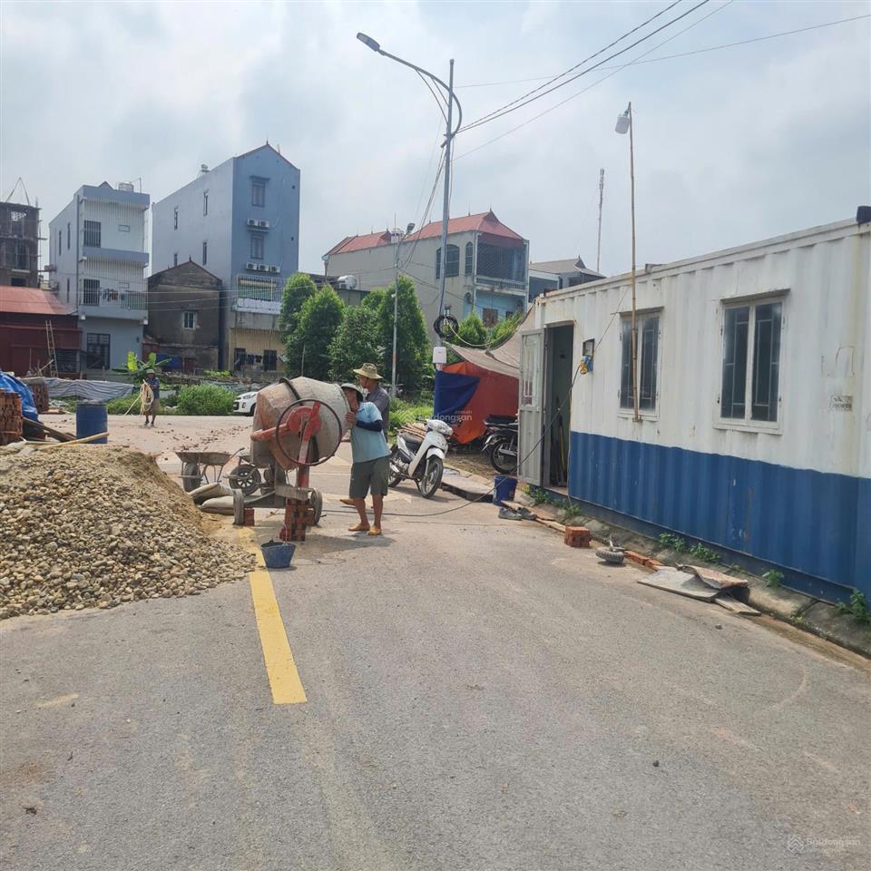Bán đất đồng vân, quang châu, việt yên, bắc giang. 100m2 mt5m. đường 16m. giá 3,6 tỷ