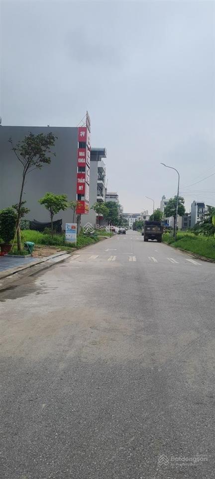 Bán đất khu đô thị big c bắc giang, tỉnh bắc giang. 96m2, mặt tiền 5,5m. giá 7,3 tỷ