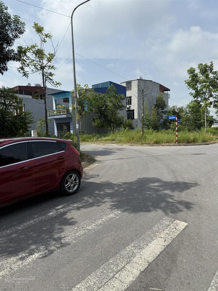 Bán đất xương giang, bắc giang. 126m2, mt 7m. đường 16m. giá 5,5 tỷ