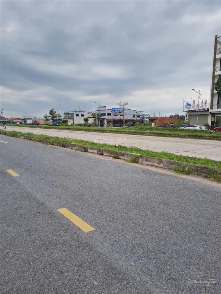 Bán đất đấu giá kem, huyện yên dũng, bắc giang. 90m2. mt 5m. đường 16m. giá 3,6 tỷ