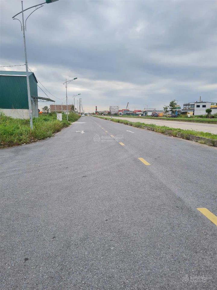 Bán đất đấu giá kem, huyện yên dũng, bắc giang. 90m2. mt 5m. đường 16m. giá 3,6 tỷ