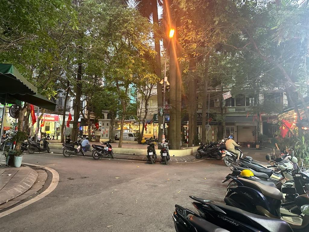 Nguyễn tuân diện tích 60m2x5 tầng. mt 5m. phân lô ô tô vỉa hè. kinh doanh. thông khắp. hiếm nhà bán
