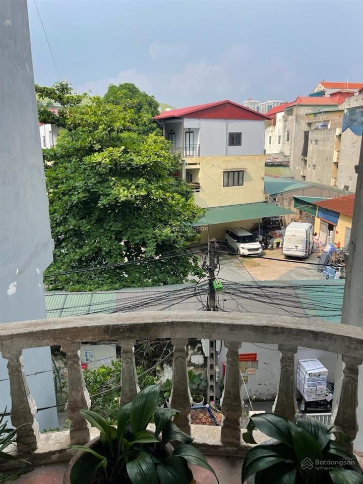 Trung văn mặt ngõ thông, ô tô vào nhà. 2 mặt thoáng. diện tích 118m². giá 23,45 tỷ.  0794 182 ***