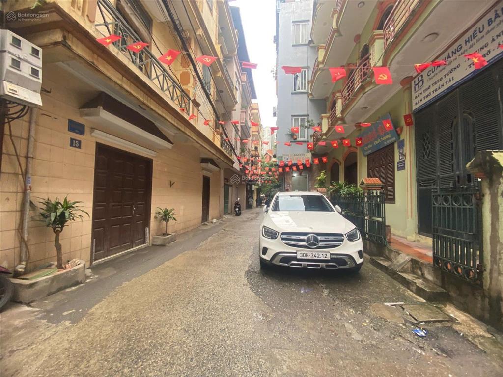 Nguyễn văn lộc  an hòa cách 5m ra ô tô tránh. nhà đẹp ở luôn. giá 8 tỷ hơn.  0794 182 ***. 0989388