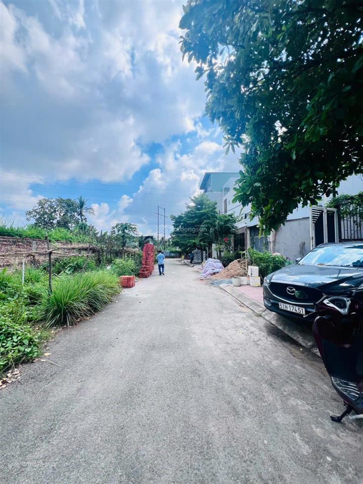 Hiếm  đất(100m2)view sông cực mát đg 9m(có vỉa hè)kdc hiện hữu xây dựng tự do 5' ra phạm văn đồng