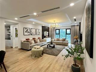 Gia đình cần bán căn góc 3 ngủ 117m2, nội thất full, tòa imperial giải phóng.  0348 307