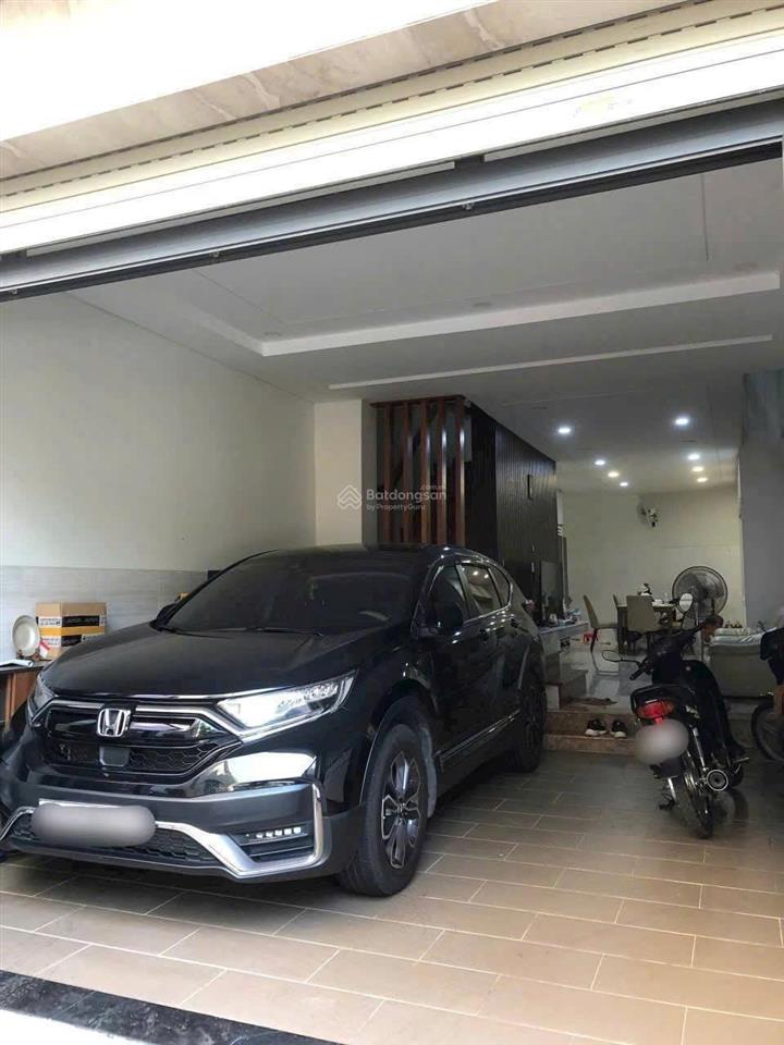 Bán nhà ngay đại học văn lang p13 bình thạnh, 4.5x20m, 4 tầng mới cứng. đối diện công viên