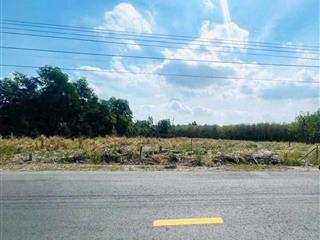 Ngộp bán gấp lô đất mặt tiền dh722 giá 820 triệu ,diện tích 710m2