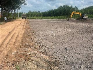 Đất đồng nai mới 2100m2 có 20 mét mặt tiền. giá 550 triệu , sổ sẵn