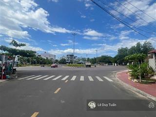 Bán đất mt sư đoàn 3 sao vàng lộ giới 20m, p. quy nhơn đông, 80m2 gần cầu hoa lư , giá chỉ 3 tỷ xyz