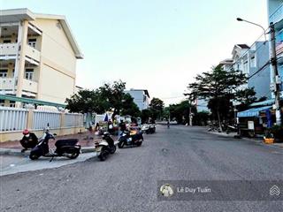 Bán nhà mặt tiền view công viên hà thanh 1, đống đa phường quy nhơn, 80m2, chỉ, 4tỷ3xxtr