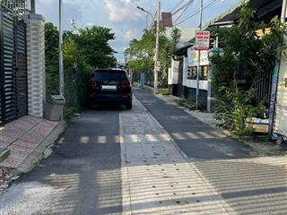 Bán nhà lầu mái thái ngay khu 8 phú hoà, thủ dầu một. đường nhựa ôtô thông. 5x20m, 3p ngủ, sân ôtô