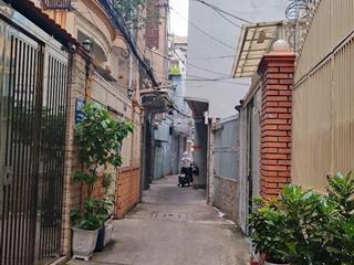 Bán nhà sát mặt tiền vĩnh viễn, sẵn 10 phòng cho thuê, giá tốt