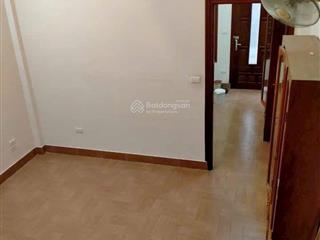 Cho thuê nhà ngõ 234 hoàng quốc việt, 45m2, 5 tầng, mt4m, 16tr