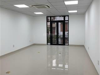 Cho thuê nhà ngõ 261 trần quốc hoàn, 45m2, 5 tầng, thông sàn, 18tr