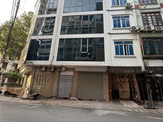 Cho thuê nhà hoàng quốc việt, 60m2, 7 tầng, mt 6m, thông sàn, nhà đẹp, 30tr