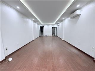 Cho thuê nhà phạm tuấn tài, 65m2, 7 tầng, mt 4.8m, thang máy, thông sàn, 55tr