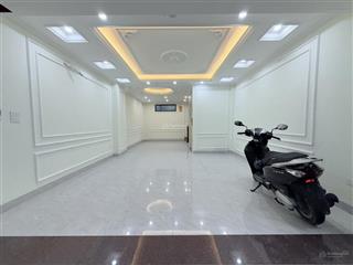 Cho thuê nhà mai dịch, 60m2, 7 tầng, mt 5m, thang máy, ô tô, 35tr