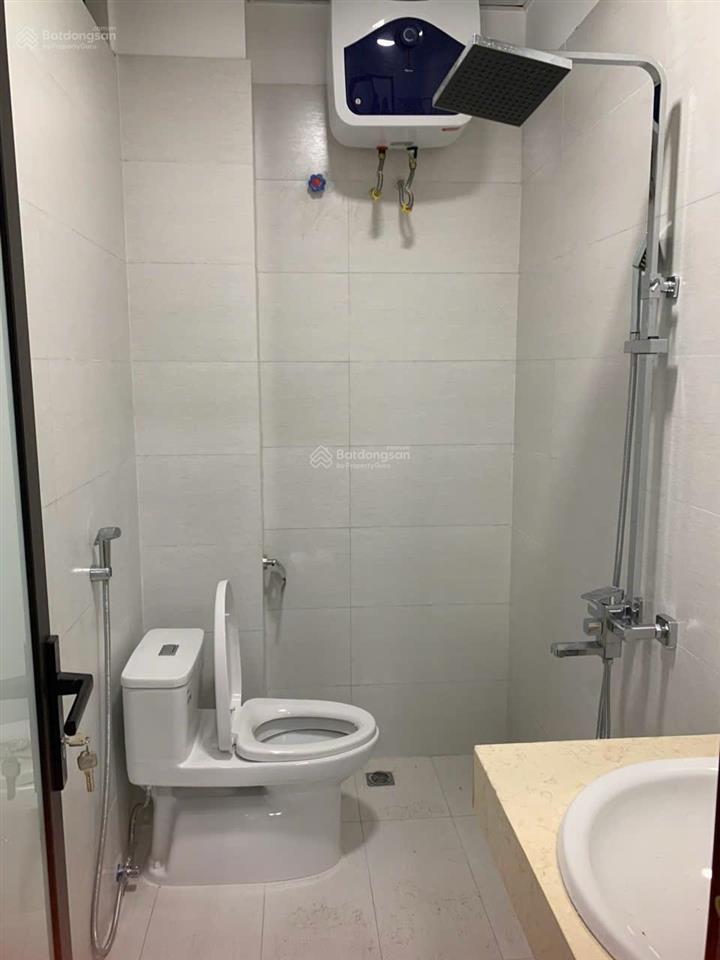 Cho thuê liền kề ngoại giao đoàn, 105m2, 6 tầng, thông sàn, thang máy, nhà đẹp, 50tr