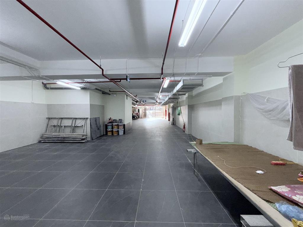 Cho thuê võ chí công, 250m2, 10 tầng, mt 8m, nhà mới, pccc
