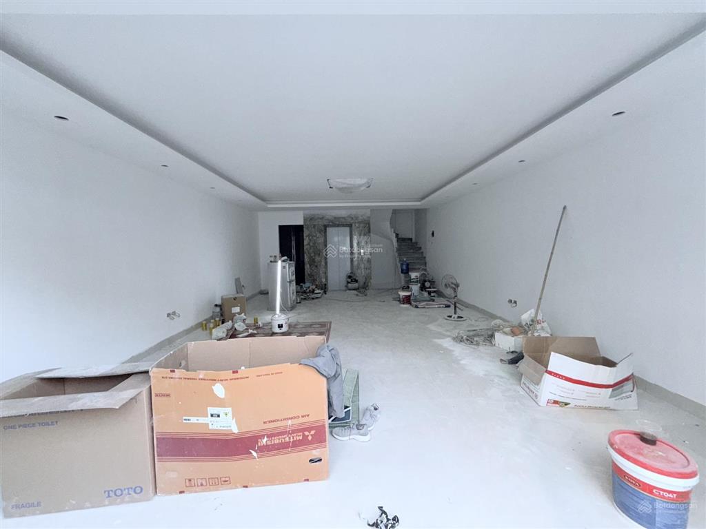 Cho thuê lk nguyễn chánh, 75m2, 5 tầng, thông sàn, thang máy, 50tr